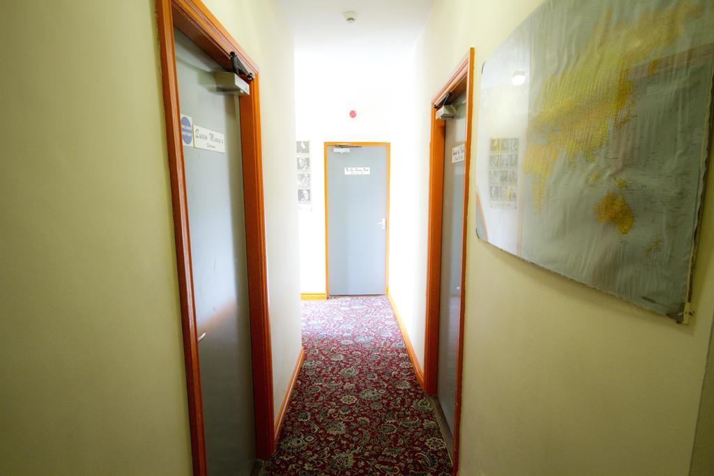 Cashel Holiday Hostel Exteriör bild